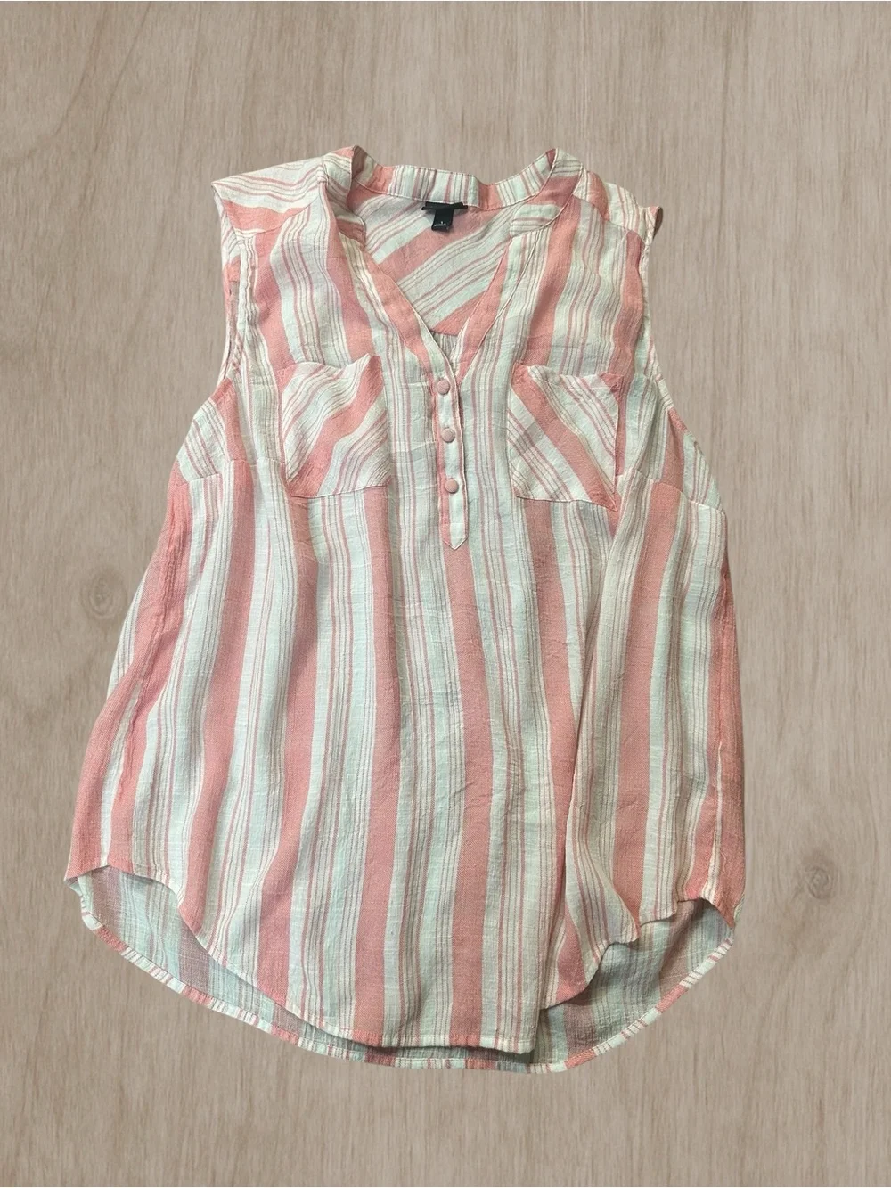 TORRID Women’s Sleeveless Pink and Cream Striped V-Neck Blouse Size 1